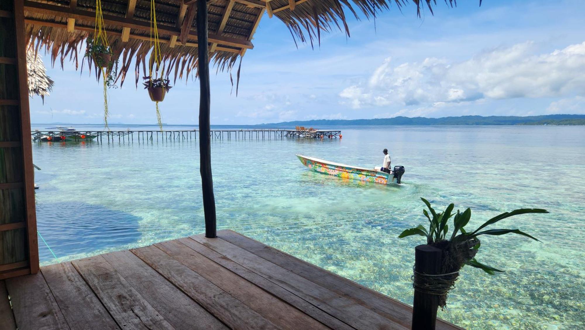 Terimakasih Homestay Pulau Mansuar Exterior foto